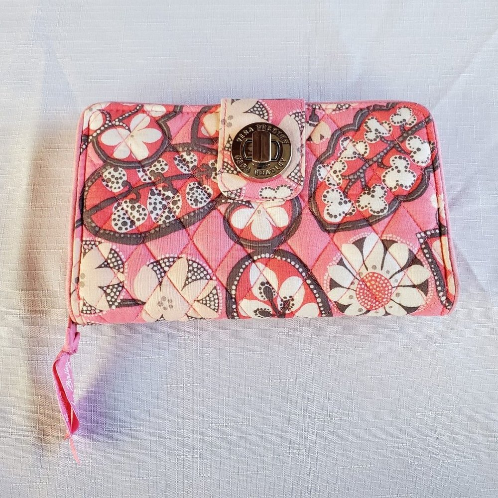 Vera Bradley Wallet Clutch Pink Blossom Paisley Quilted Trifold Sections EUC